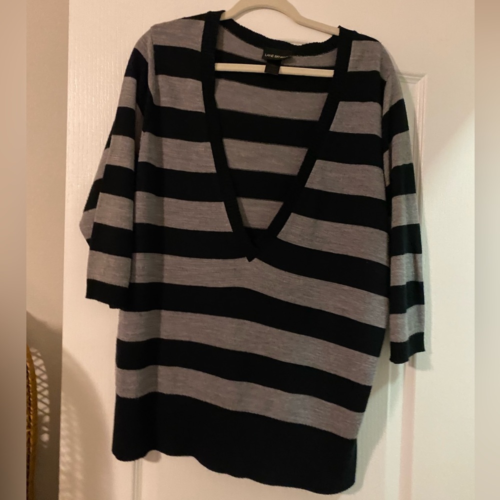Black and grey striped Lane Bryant sweater. EUC. Size 18/20